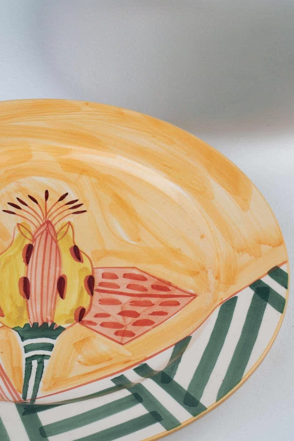 Arakta Wall Plate