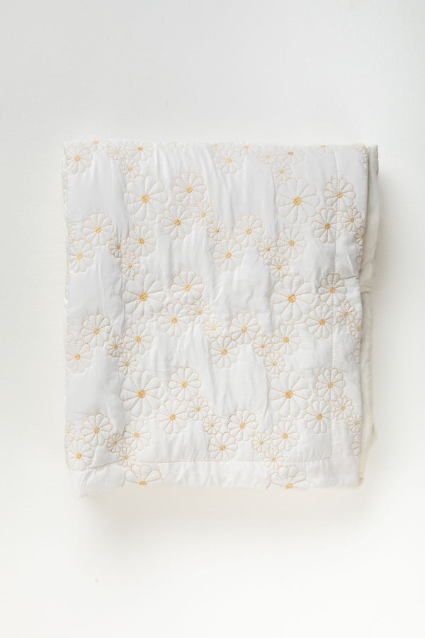 Daisy Field Ecru Quilted Bedcover