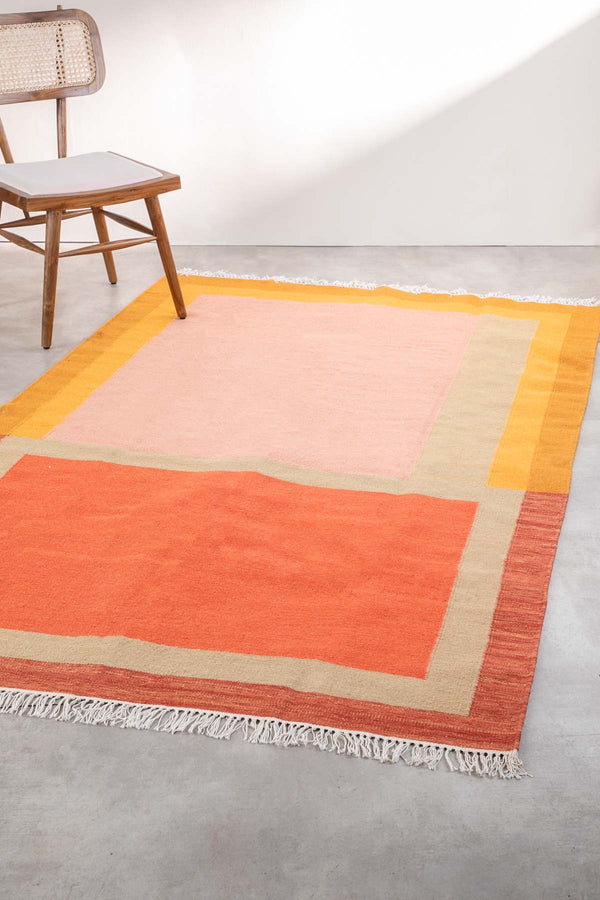 Dawn Door Woven Rug (Peach)