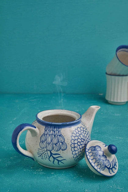 Buy Elae Hand Painted Blue And White Ceramic Tea Pot Online – Freedom Tree