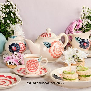 Teatime with Flowers