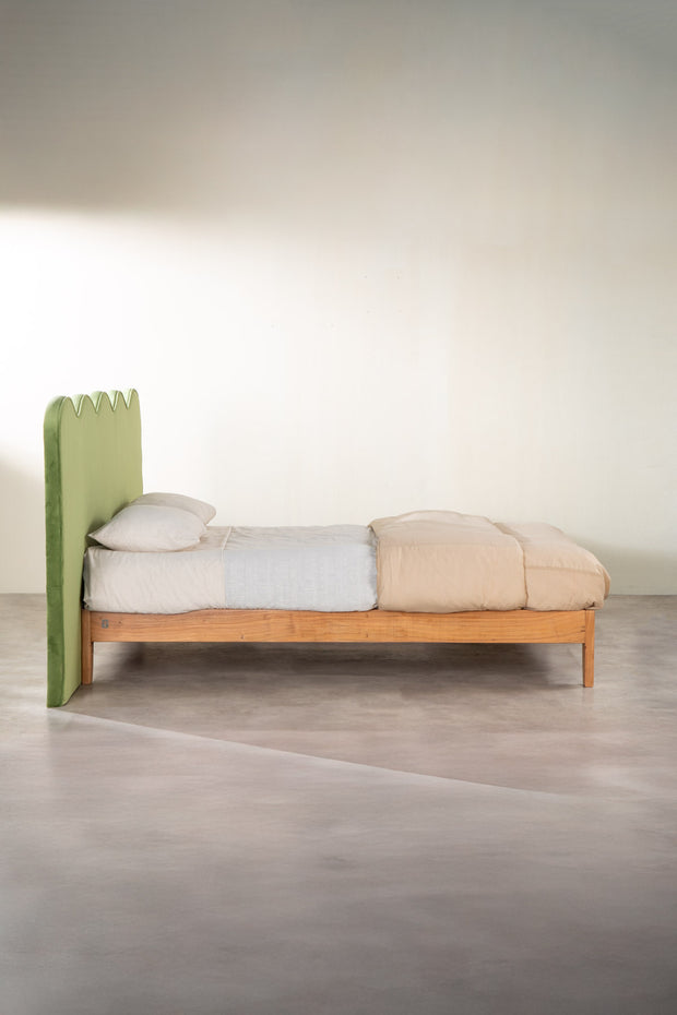 Shoreline Upholstered Headboard And Bed