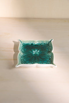 10000017408 MIDORI SHAPED PLATTER EMERALD GREEN
