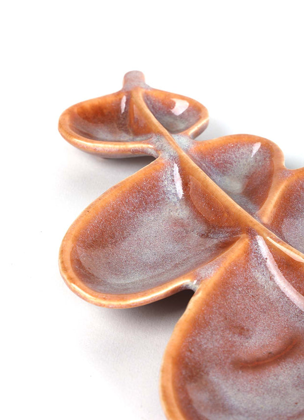 10000017437 POD SHAPED PLATTER WOOD BROWN