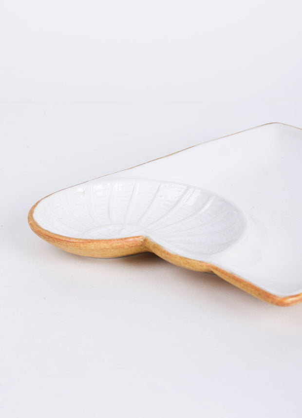 10000017438 SHELL SHAPED PLATTER WITH DIP OFF WHITE