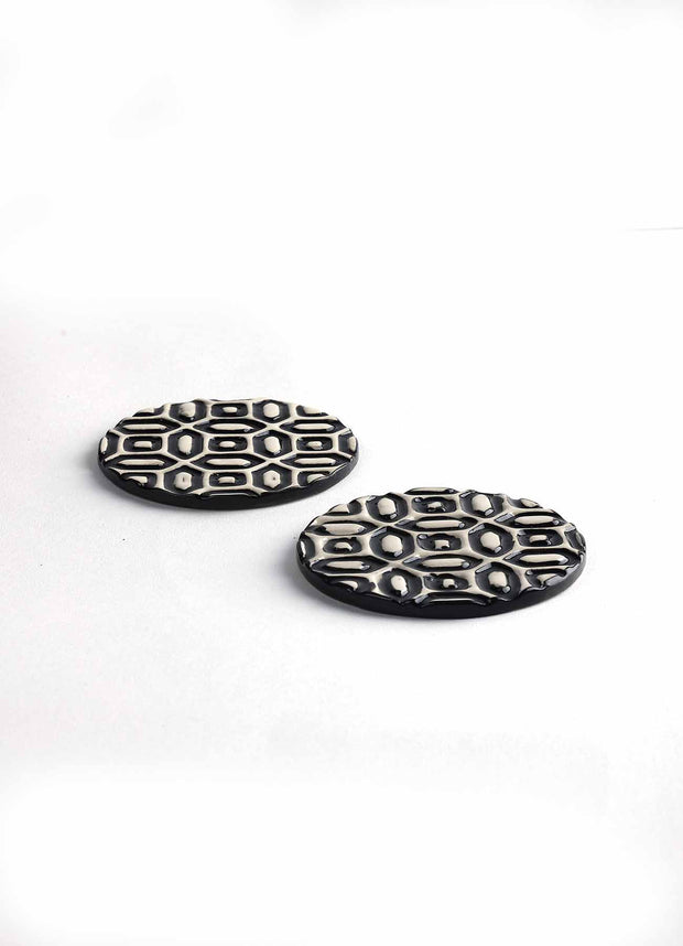 10000017441 LATTICE COASTERS (SET OF 2) BLACK  WHITE