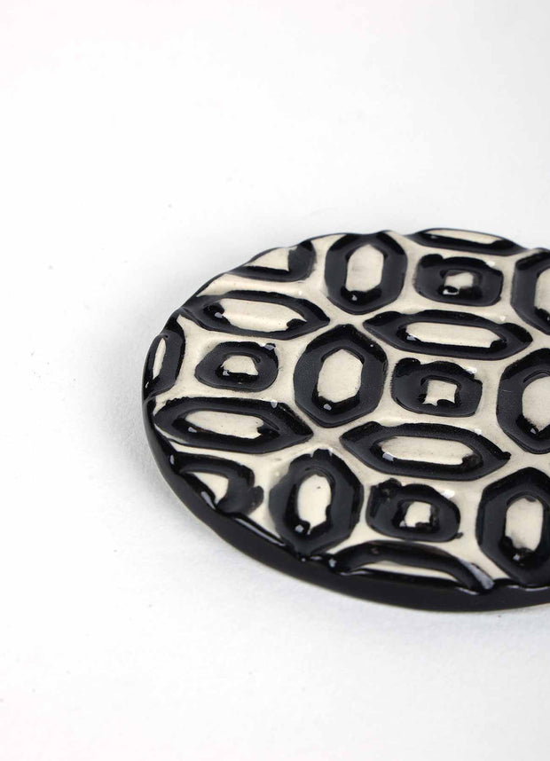 10000017441 LATTICE COASTERS (SET OF 2) BLACK  WHITE