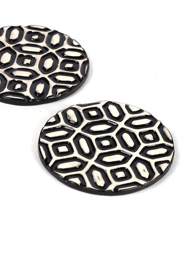 10000017441 LATTICE COASTERS (SET OF 2) BLACK  WHITE