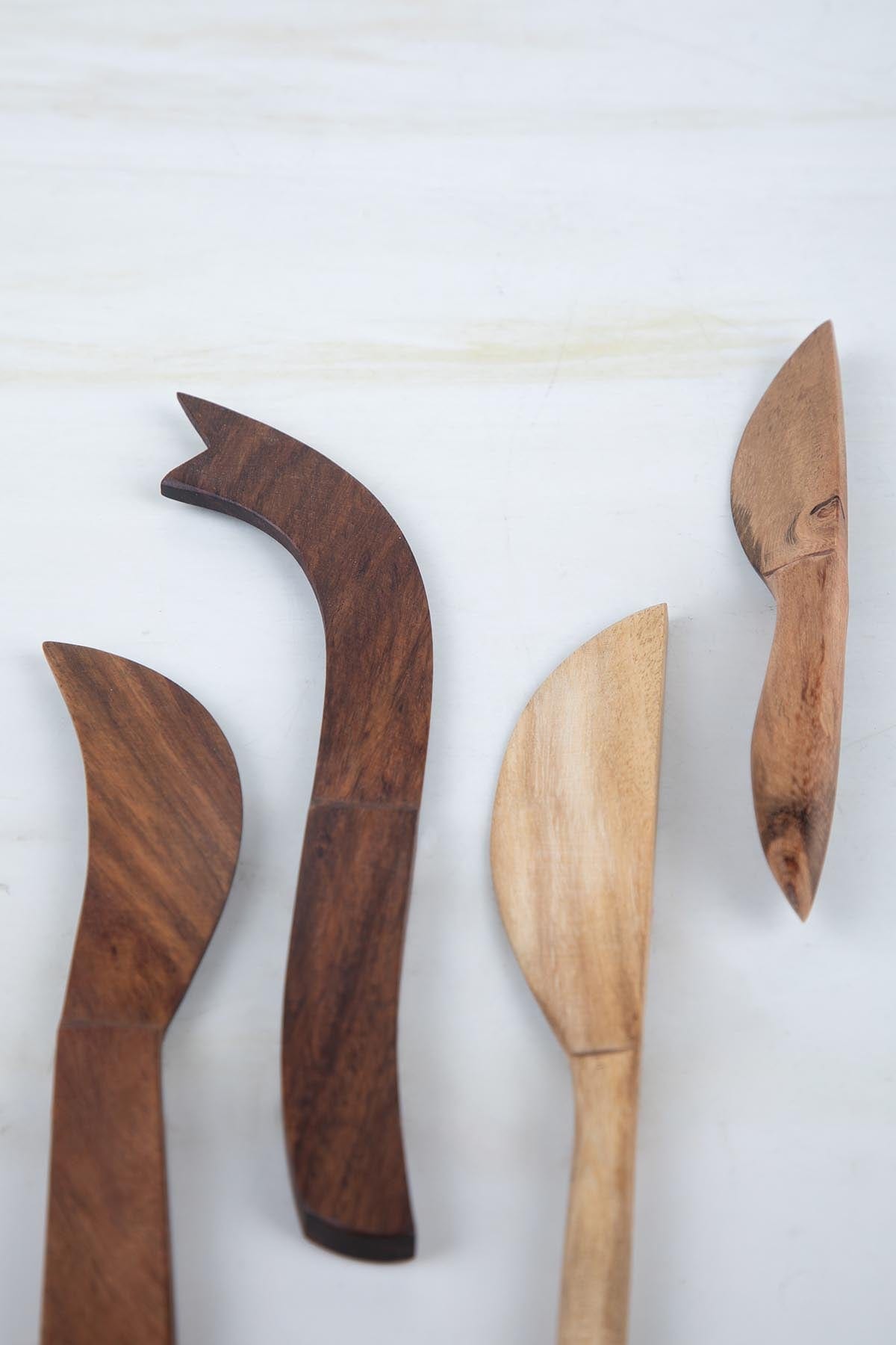 10000017447 PRIMITIVE WOODEN CHEESE KNIVES (SET OF 4) MULTI