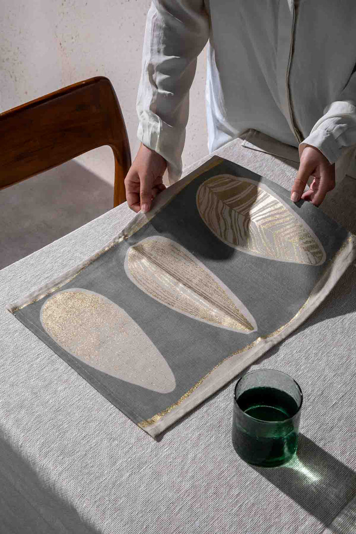 10000017485 KUPPI TABLE MAT (SET OF 4) MISTY GOLD