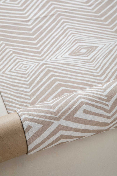 10000017510 DIAMOND PRINTED HEAVY FABRIC BEIGE