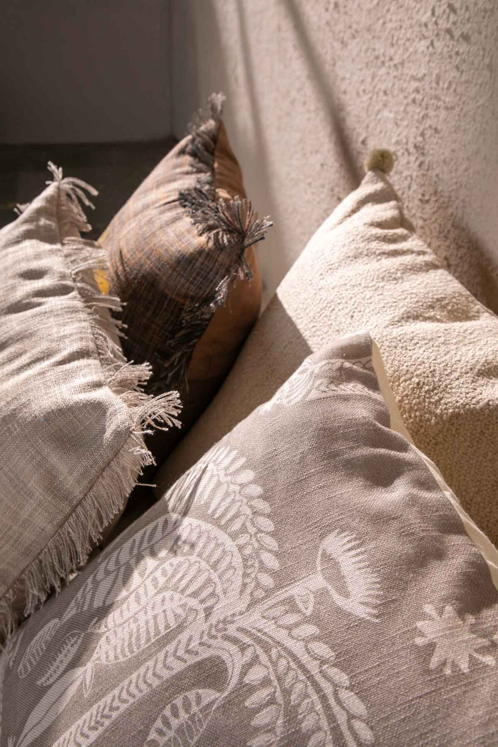 10000017555 TODDY PALM CUSHION COVER TAUPE