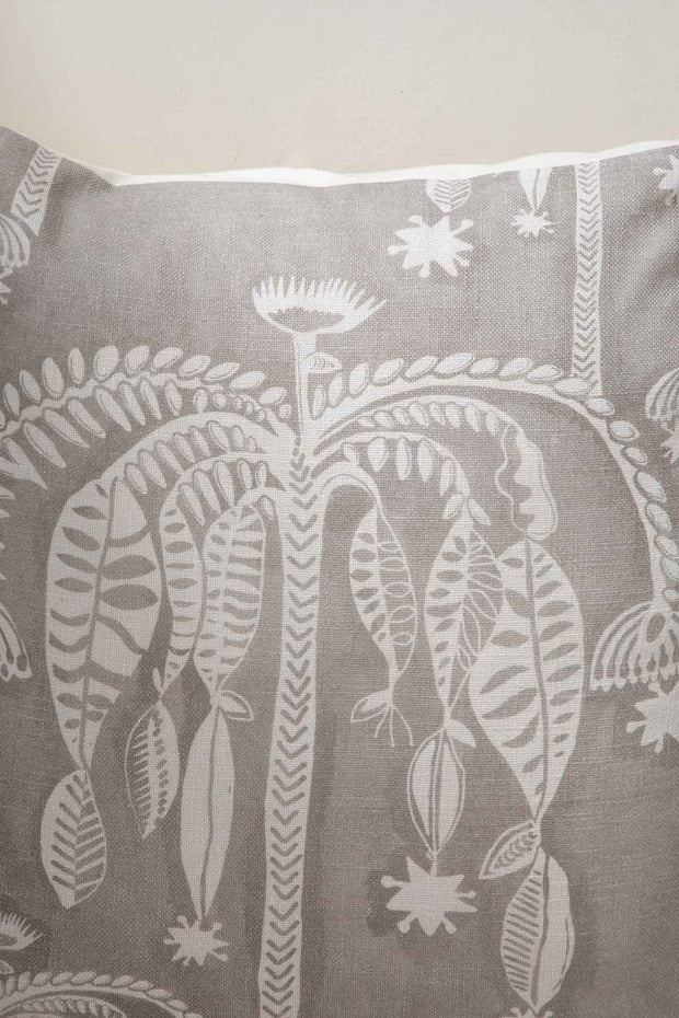 10000017555 TODDY PALM CUSHION COVER TAUPE