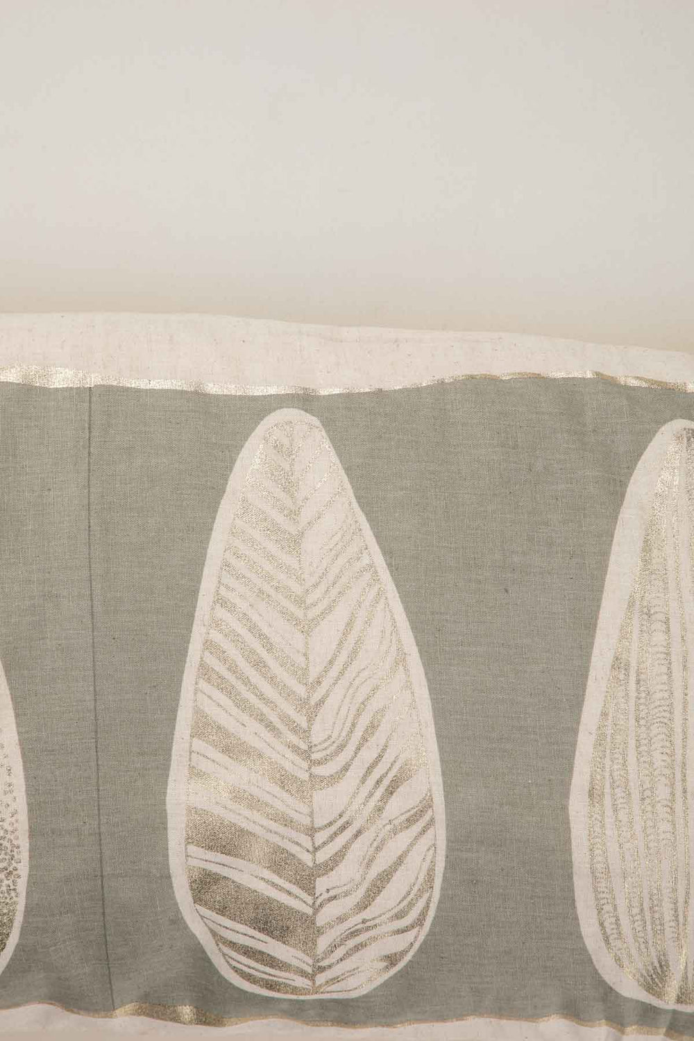 10000017558 KUPPI CUSHION COVER BEIGE GOLD