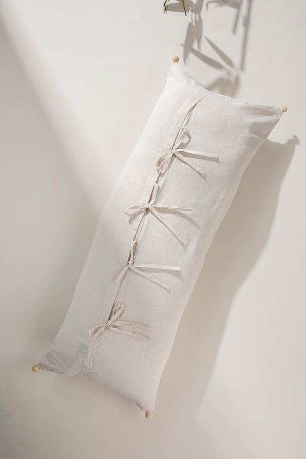 10000017558 KUPPI CUSHION COVER BEIGE GOLD