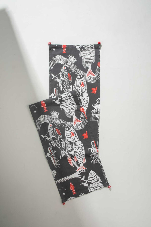 10000017570 MINDSCAPE TABLE RUNNER CHARCOAL