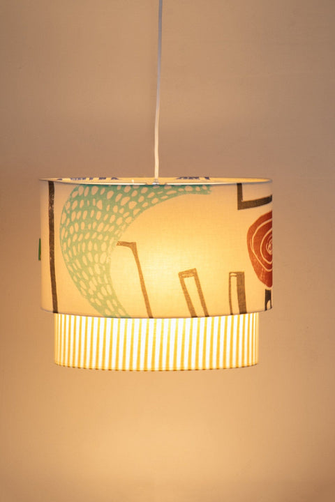 10000017778 FACE TO FACE OVAL PENDANT MULTI MUTED