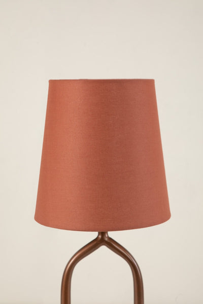 10000017890 SOLID TAPER TINY RUST RED