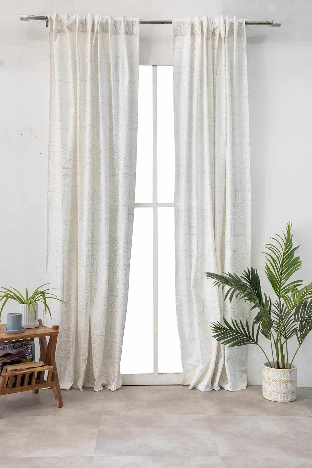 PRINT & PATTERN COTTON FABRICS Wireframe Cotton Fabric And Curtains (Silver)