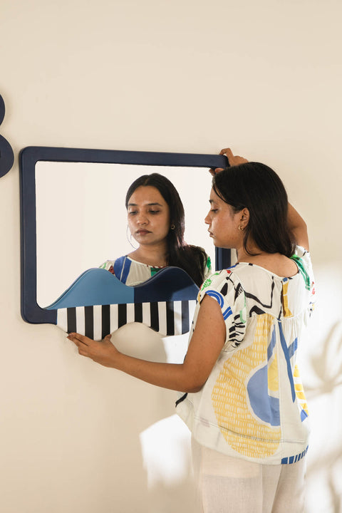 The Plump Decorative Mirror (Deep Blue)