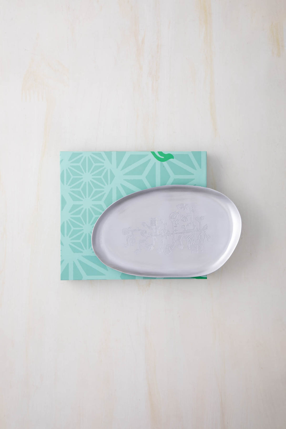 TRAYS Arakta Serving Tray