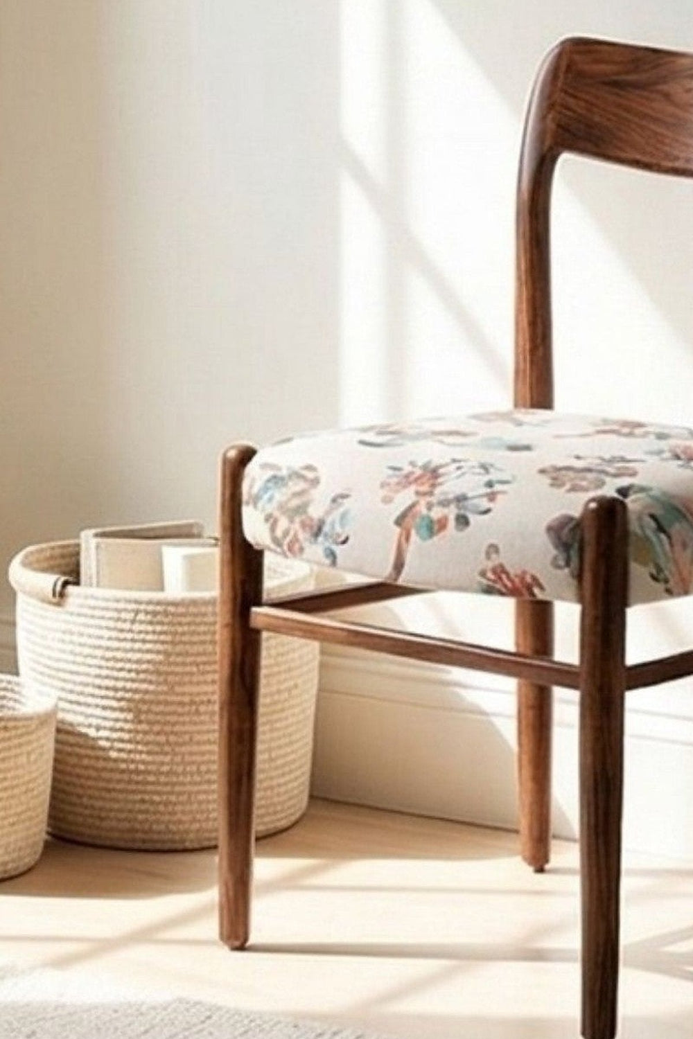 Upholstered Bundle Ay`s Retro Dining Chair in Palmyrah Beige Fabric