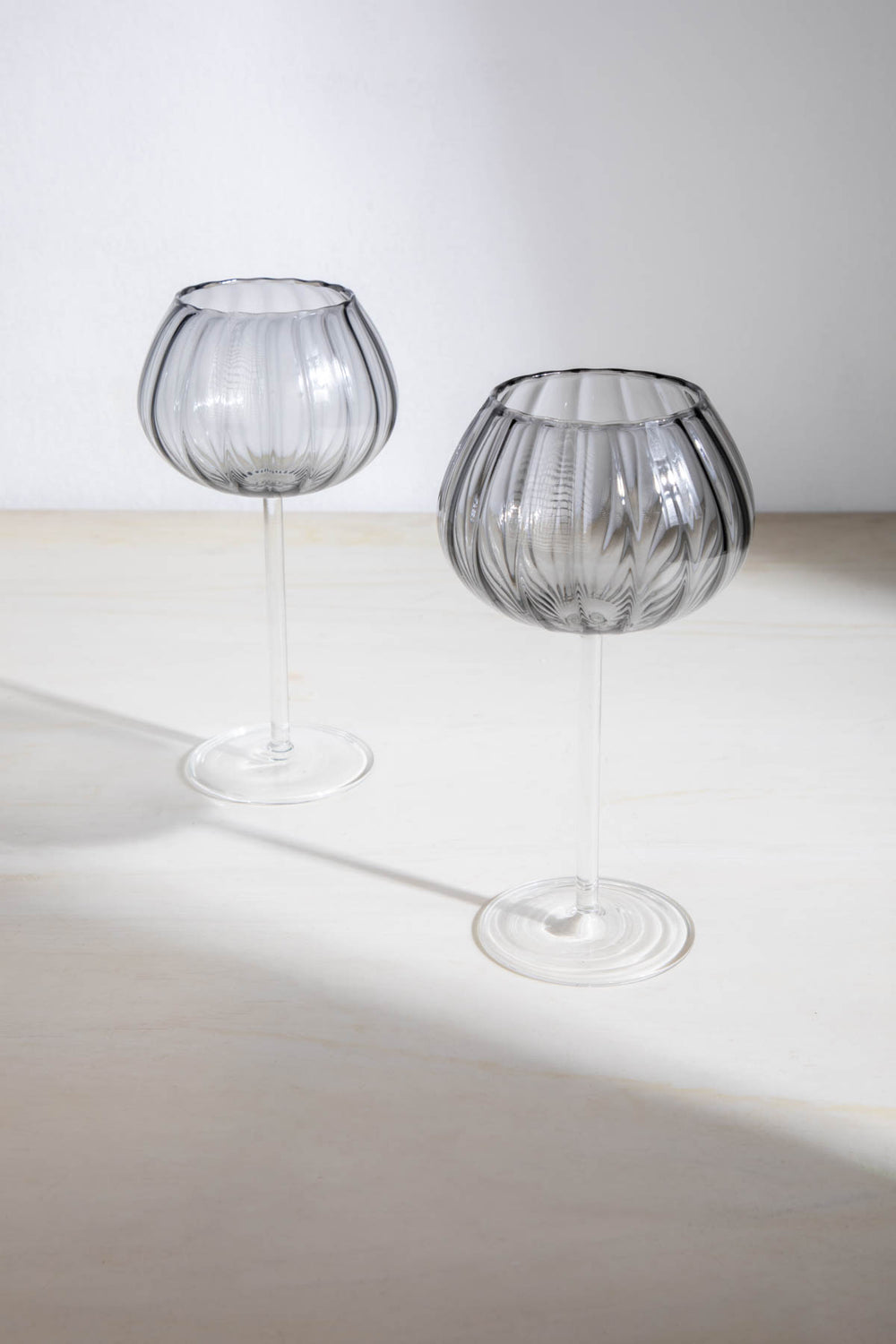 DRINKING GLASSES Balloon Wine Glass (Set of 2)