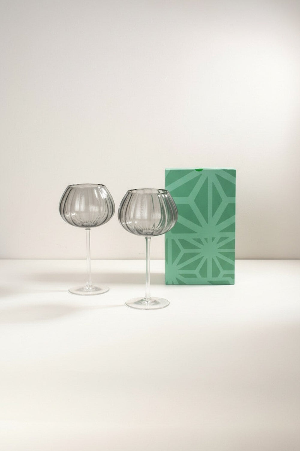 DRINKING GLASSES Balloon Wine Glass (Set of 2)