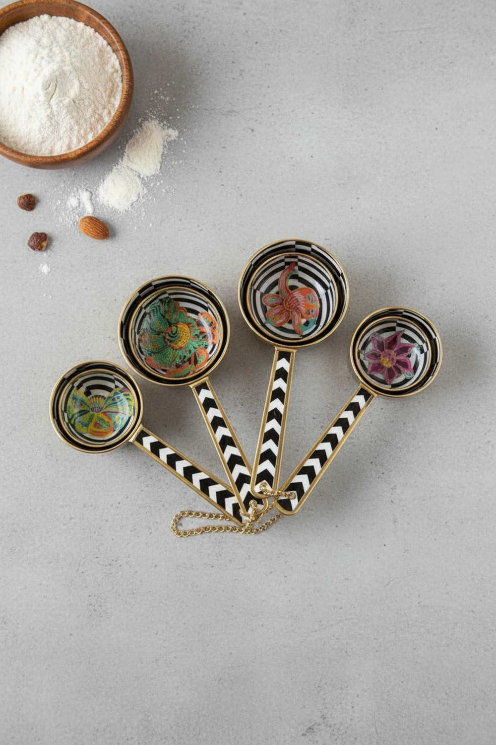 MEASURING CUPS & SPOONS Magic Blooms Steel Measuring Cup Set