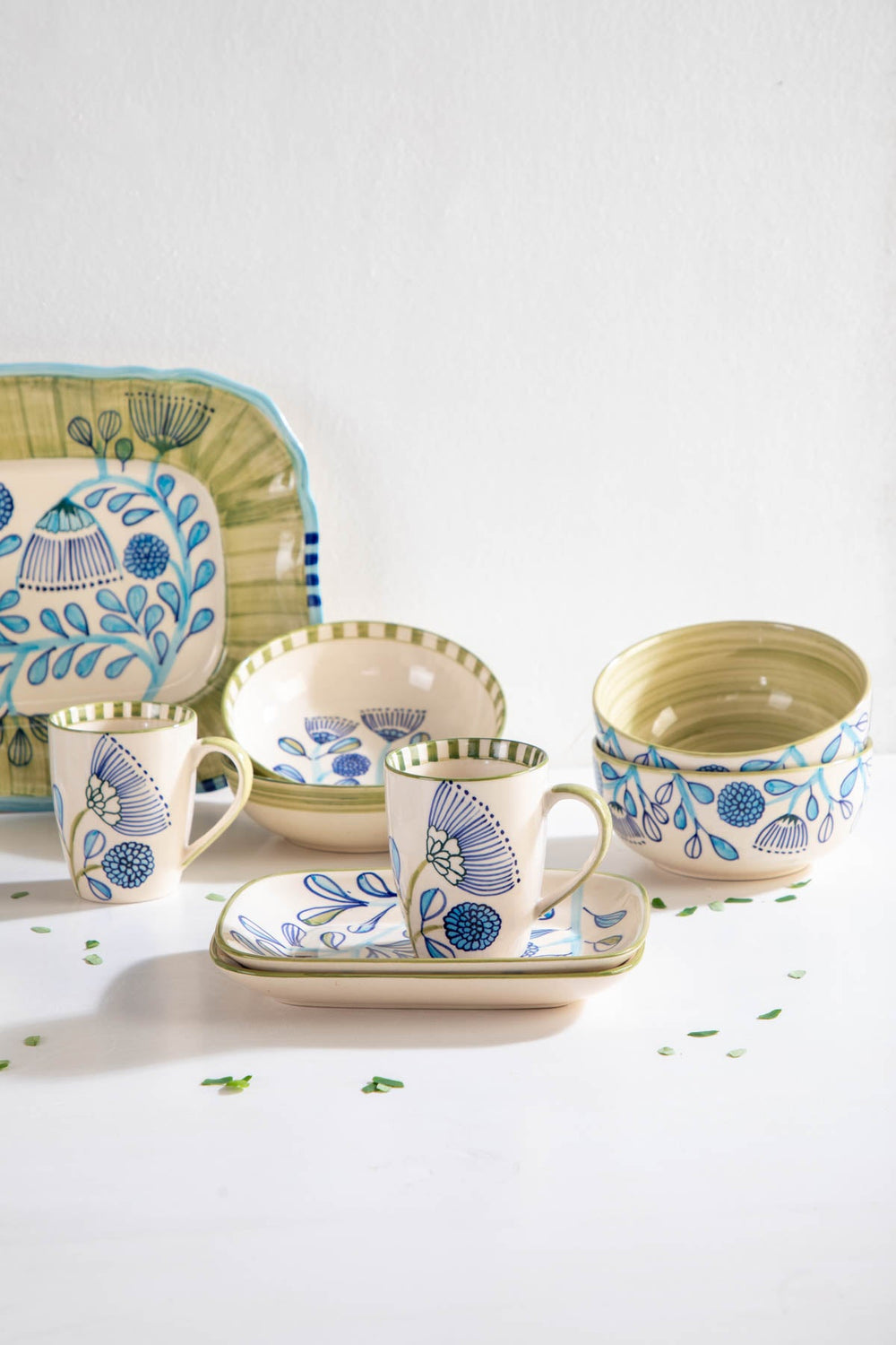 WALL PLATES Semanae Ceramic Snack Tray Wall Plate