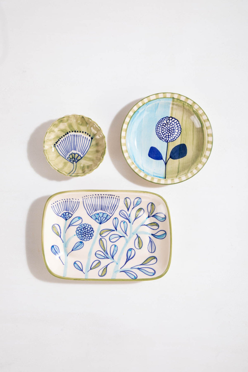WALL PLATES Semanae Ceramic Wall Plate (Set Of 2)
