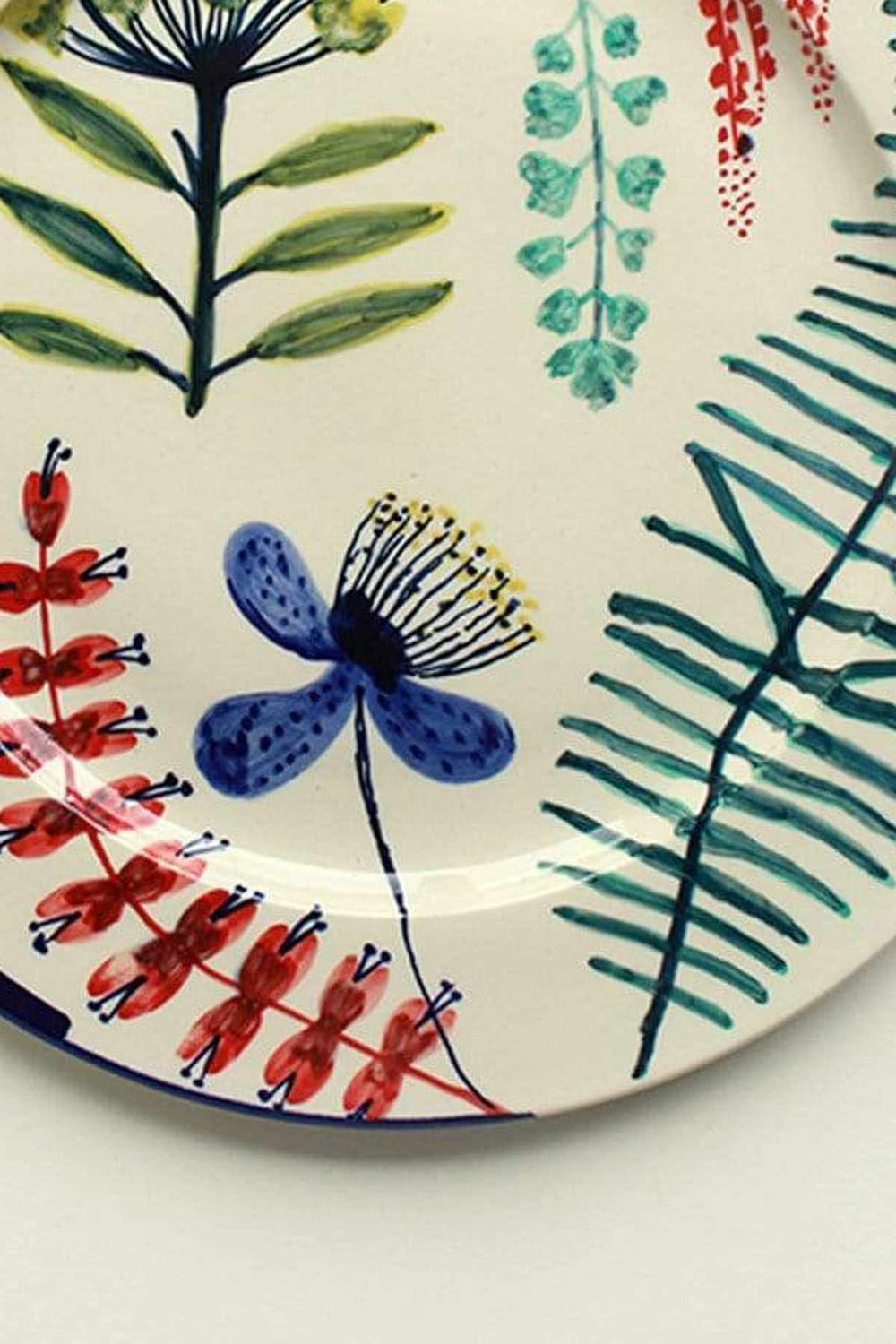 SERVING PLATTERS Wonderland Ceramic Round Platter