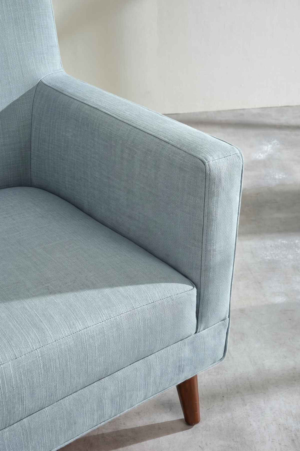 Upholstered Bundle Bluez Accent Chair in Raffia Misty Grey Fabric