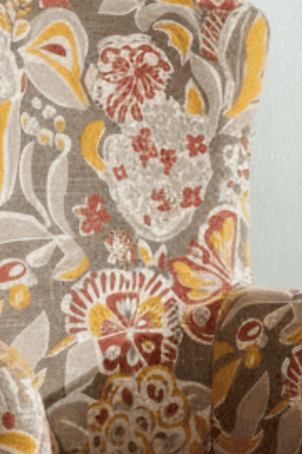 Upholstered Bundle Bluez Accent Chair in Para Para Fabric