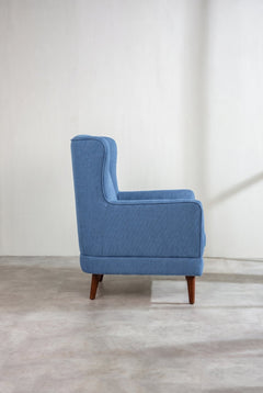 Upholstered Bundle Bluez Accent Chair in Solid Twisted Water Blue Fabric