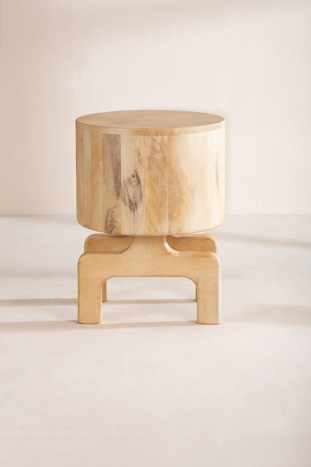 SIDE TABLES Burl Side Table
