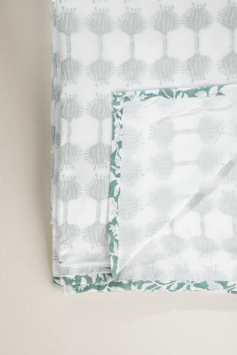 PRINT & PATTERN DOHARS Aphim Dohar (Malmal And Cotton Cambric)