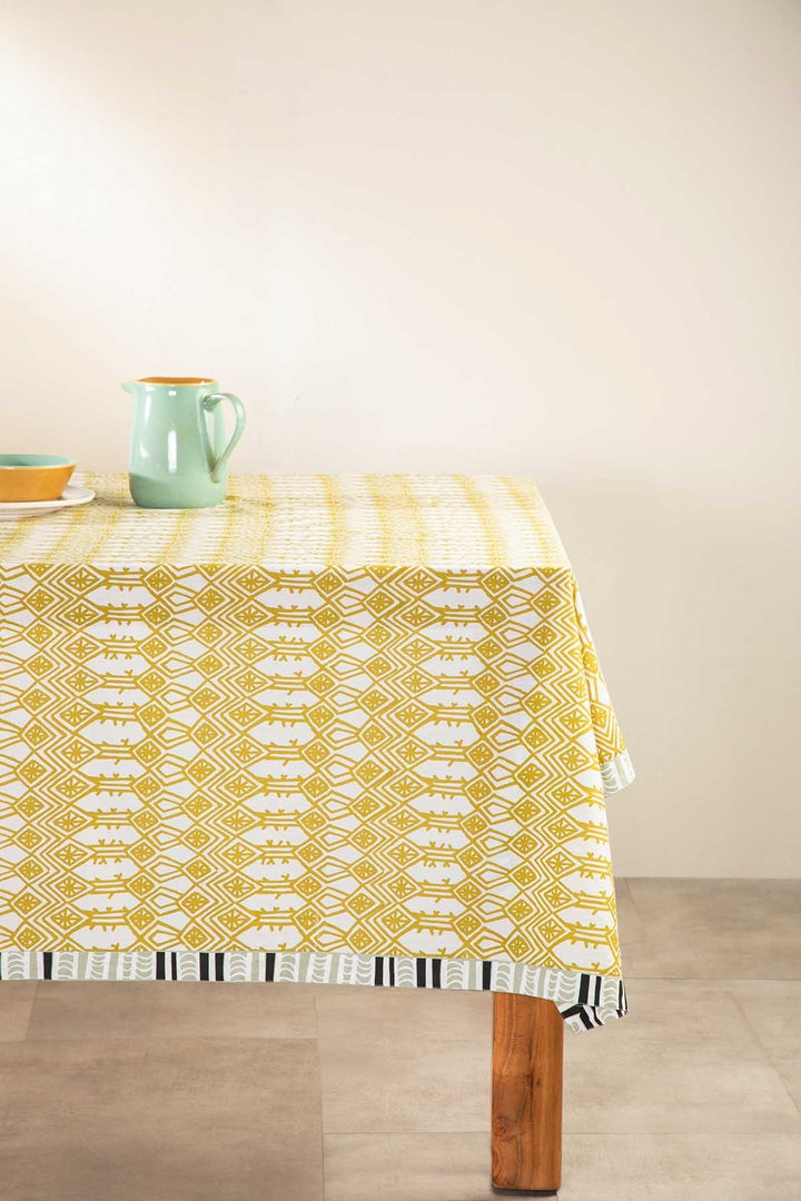 TABLE COVERS Arka Liquid Lime Table Cover