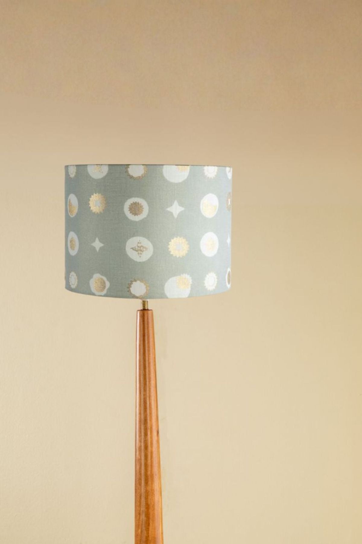 FLOOR LAMPS Balance Wood Floor Lamp (Natural)