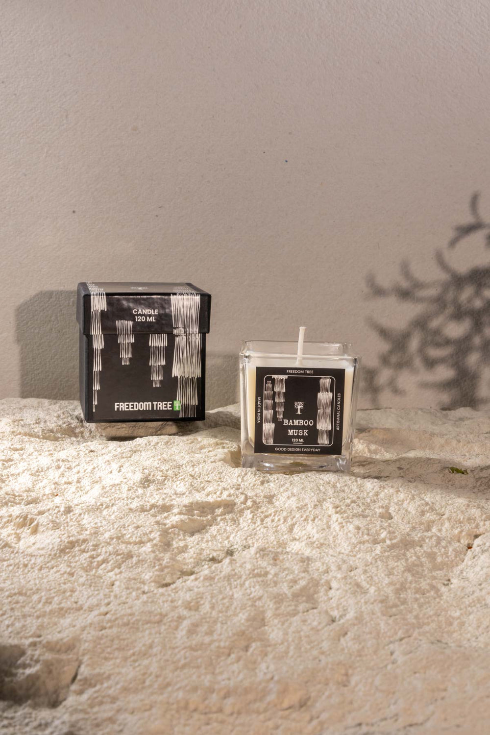 Bamboo Musk Scented Candle (120 ML)
