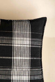 SOLID & TEXTURED CUSHIONS Big Checks Cushion Cover (50 Cm X 50 Cm)