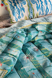 PRINT & PATTERN QUILTS Brahmakamal Aqua Blue Quilt