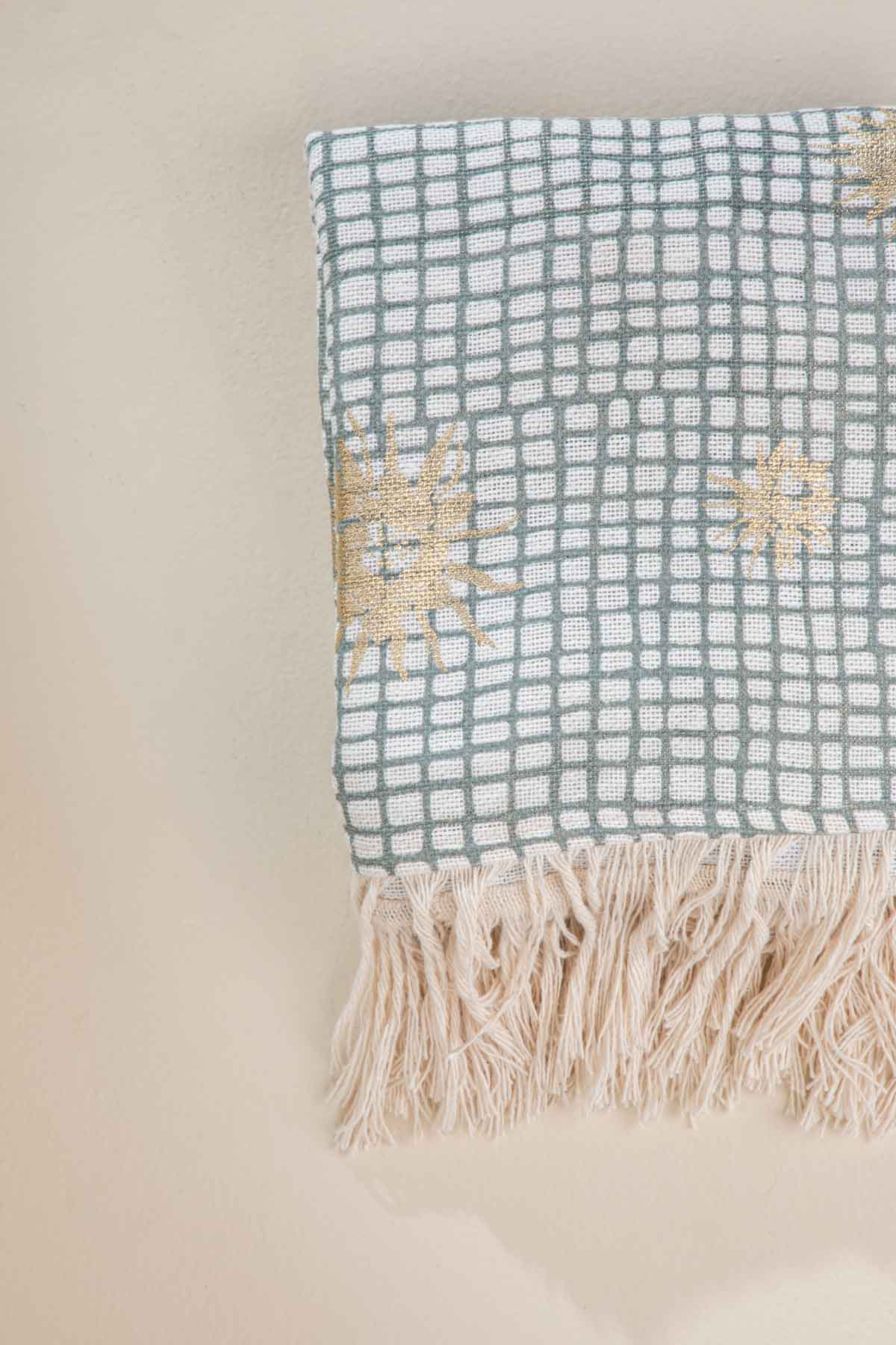 THROWS Brahmakamal Sofa Throw