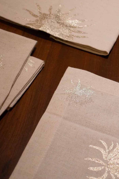 NAPKINS Brahmakamal Gold Dinner Napkin (Set Of 4)