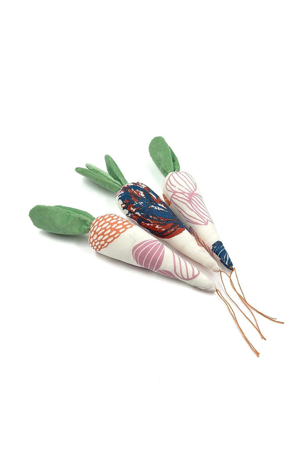 Carrot Cruncher Dog Toy (Set Of 3)
