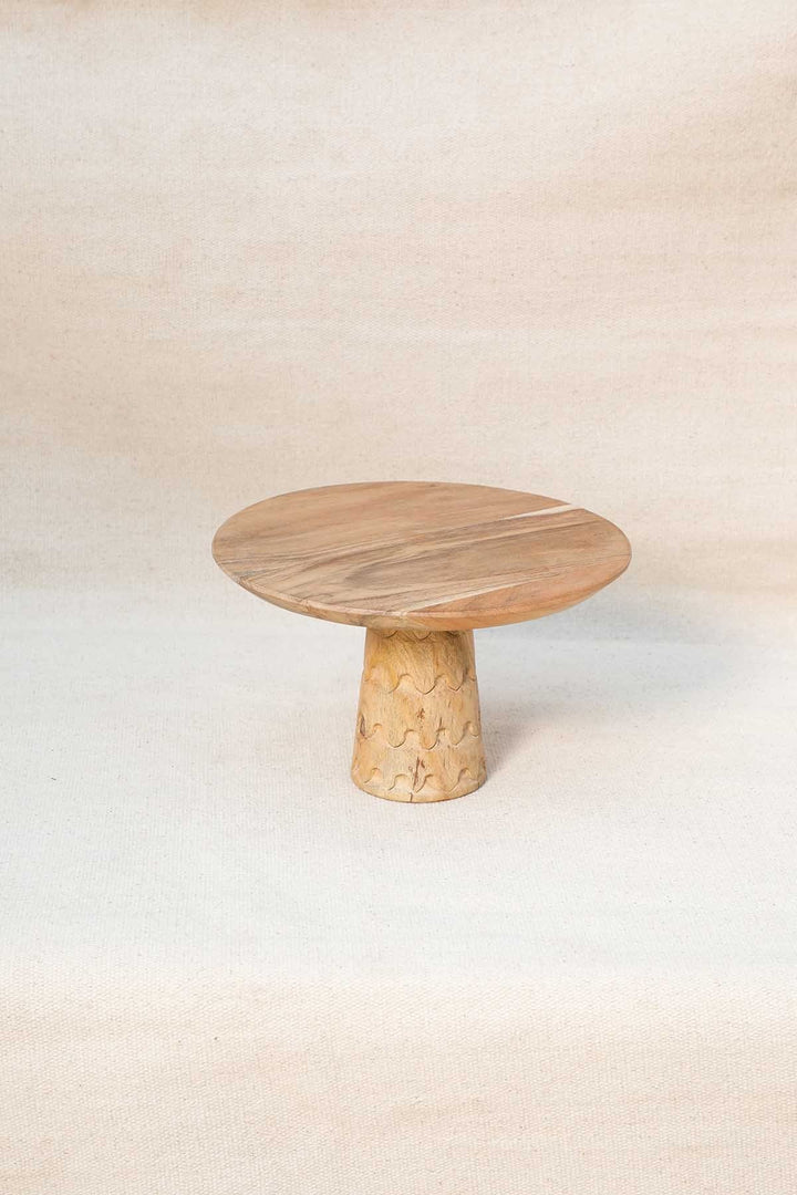 DECORATIVE CENTERPIECE Carved Wood Center Piece