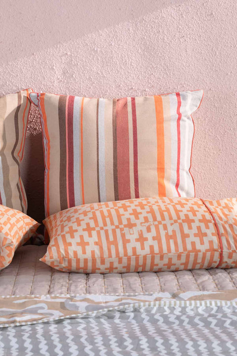 SHAMS & FLOOR CUSHIONS Casual Horizon Striper  Laterite Red  Cushion Cover (61 Cm X 61 Cm)