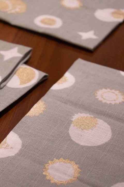 NAPKINS Celestial Sky Lunar Gold Dinner Napkin (Set Of 4)