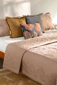PILLOWS & SHAMS Clover Beige Pillow Cover Set (Set of 2)