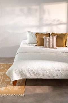 SOLID & TEXTURED BEDCOVERS Clover Ivory Quilted Bedcover